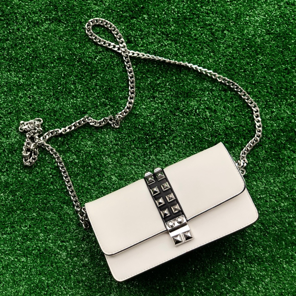 White chain bag